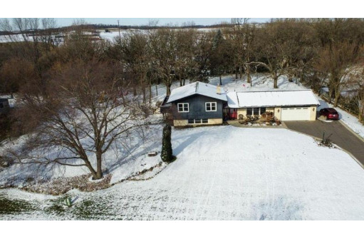 5287 Scenic Ridge Trail, Middleton, WI 53562