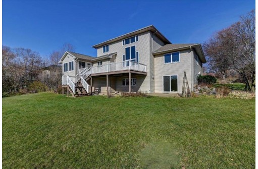 6217 Oak Hollow Drive, Oregon, WI 53575