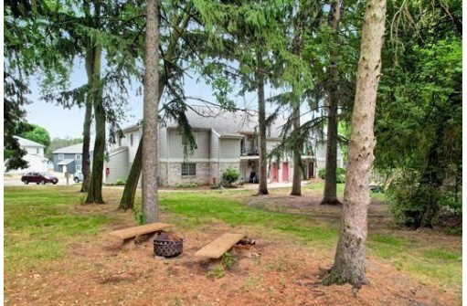 1106 Whispering Pines Way, Fitchburg, WI 53713