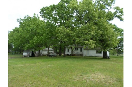 N8390 County Road H, Camp Douglas, WI 54618