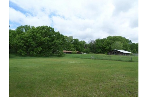 N8390 County Road H, Camp Douglas, WI 54618