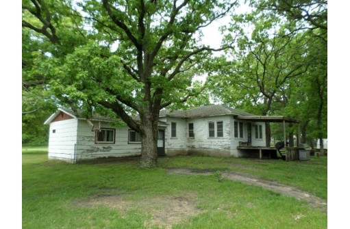 N8390 County Road H, Camp Douglas, WI 54618