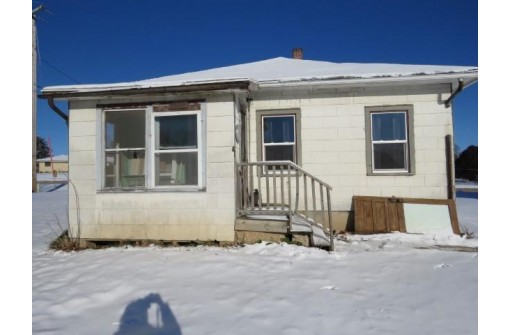 402 W Crocker Street, Fox Lake, WI 53933-0000