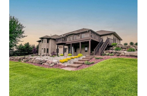 5584 County Road N, Sun Prairie, WI 53590