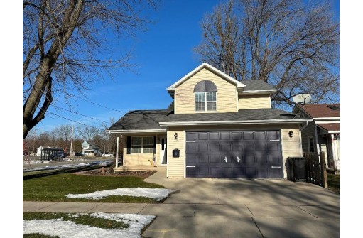 327 Sw Franklin Street, Berlin, WI 54923