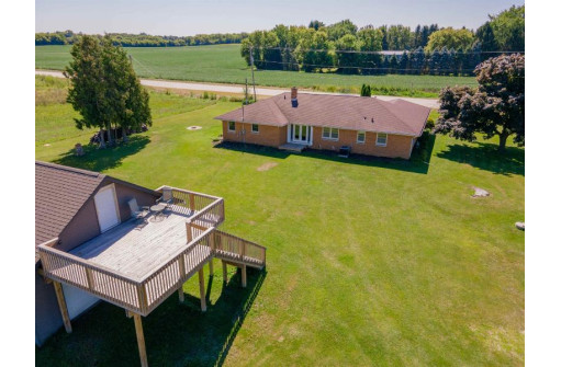 W8046 County Road B, Beaver Dam, WI 53916-9372