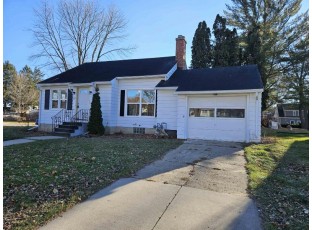 705 9th Avenue Baraboo, WI 53913