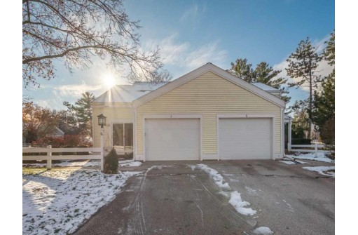 3 Red Maple Trail, Madison, WI 53717