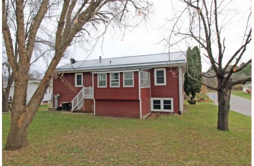 790 W Parkview Drive, Richland Center, WI 53581