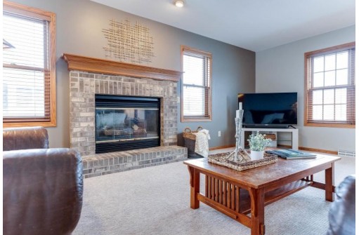 364 Stoney Ridge Trail, Stoughton, WI 53589