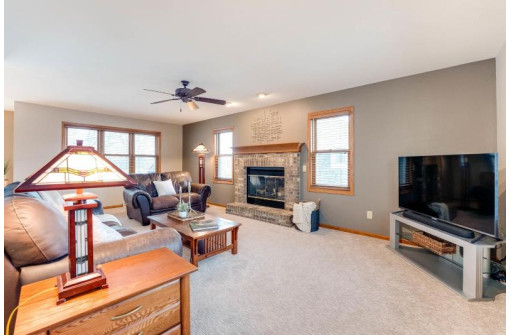 364 Stoney Ridge Trail, Stoughton, WI 53589