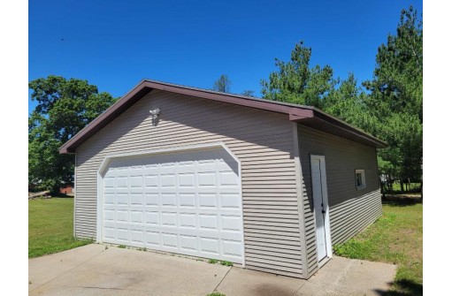 2 Sandstone Drive, Mauston, WI 53948