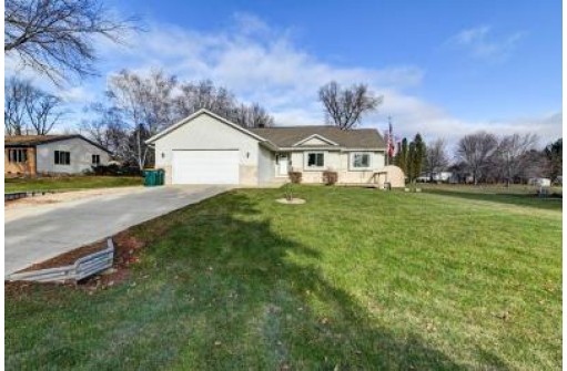 2760 Pheasant Run, Cottage Grove, WI 53527-9782