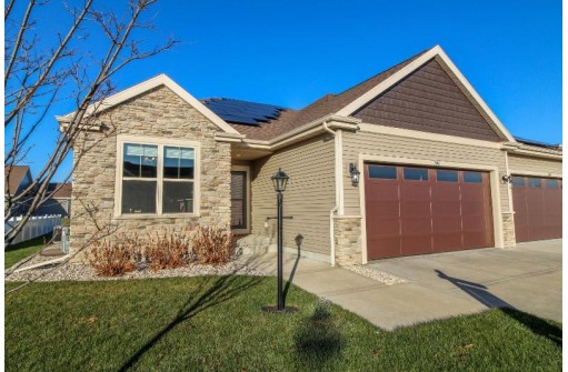 386 Bella Way, Sun Prairie, WI 53590