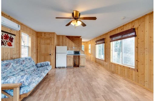 S3246 Lake Virginia Road, Reedsburg, WI 53959-9252