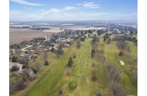 3101 Course View Drive, Stoughton, WI 53589