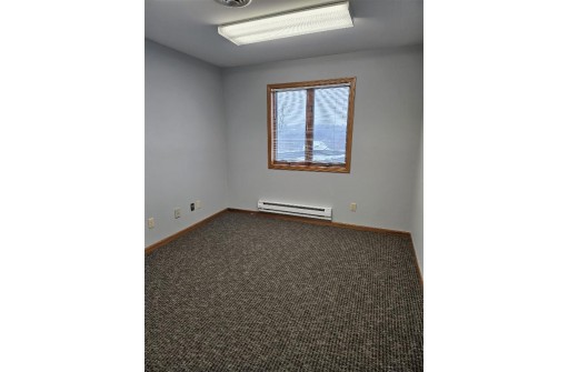 1250 Highway 151 A-1, Platteville, WI 53818