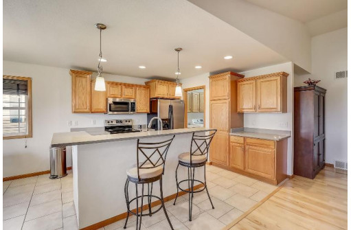 218 East Hill Parkway, Madison, WI 53718