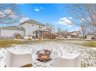 604 Willow Brook Trail Sun Prairie, WI 53590