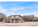 2932 Fond Du Lac Road, Oshkosh, WI 54902