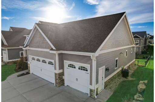 1007 Limerick Lane, Waunakee, WI 53597