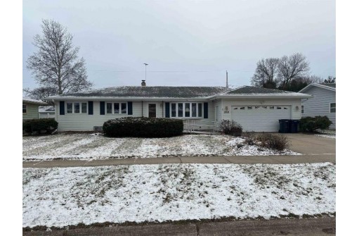 2418 Bradford Avenue, Janesville, WI 53545