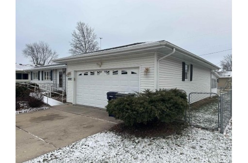 2418 Bradford Avenue, Janesville, WI 53545