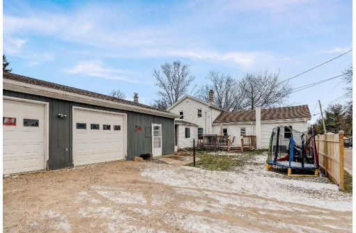 1015 Oak Street, Baraboo, WI 53913