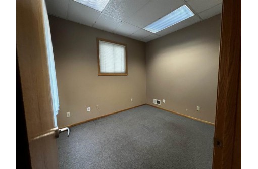 SUITE A 809 Park Avenue, Beaver Dam, WI 53916