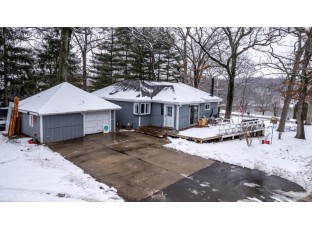 9711 N Tomahawk Drive Edgerton, WI 53534