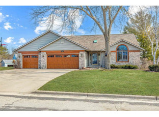 820 Herron Court Waterloo, WI 53594