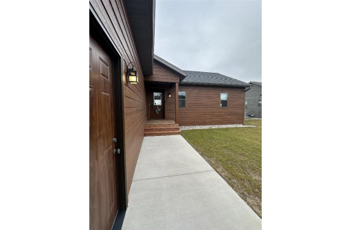 W5830 Island View Drive, New Lisbon, WI 53950