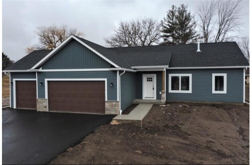 405 Luann Kay Lane, Orfordville, WI 53576