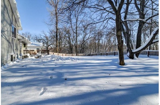 526 Simonson Street, Deerfield, WI 53531