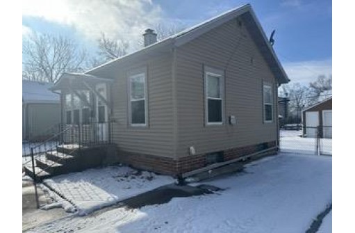 1722 Dewey Avenue, Beloit, WI 53511