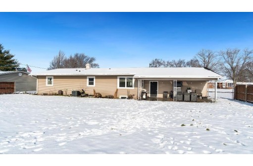 738 E Columbine Drive, Beloit, WI 53511