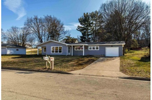 223 E Wisconsin Avenue, Monticello, WI 53570