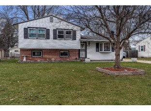 2426 Wood Drive Beloit, WI 53511