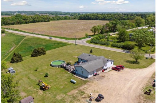 N4297 County Road E, Brodhead, WI 53520