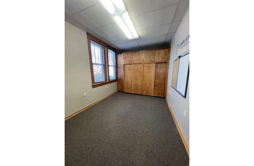 133 S Michigan Street, Prairie Du Chien, WI 53821