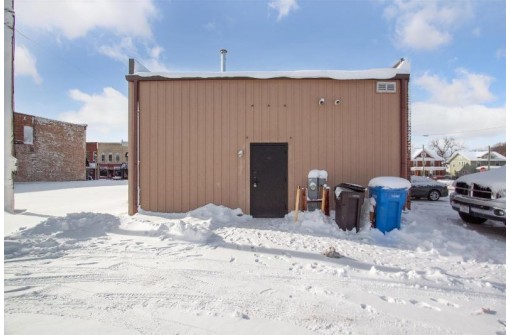 1002 1st Center Avenue, Brodhead, WI 53520