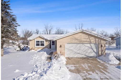 121 Joyce Drive, Lodi, WI 53555