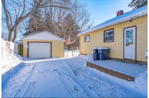 2203 Adel Street, Janesville, WI 53546