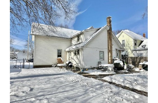 813-815 9th Street, Beloit, WI 53511