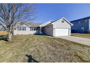 1442 Chipper Lane Sun Prairie, WI 53590