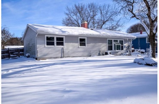 6829 Putnam Road, Madison, WI 53711