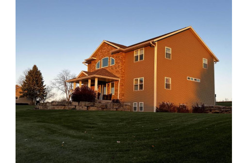 474 Weber Parkway, Lancaster, WI 53813