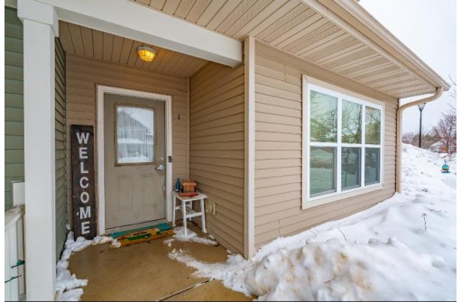 244 S Musket Ridge Drive 1, Sun Prairie, WI 53590-9594