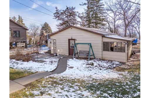 120 13th Street, Baraboo, WI 53913