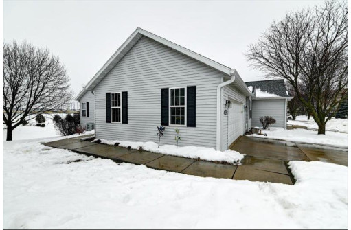 3008 Edmonton Drive, Sun Prairie, WI 53590